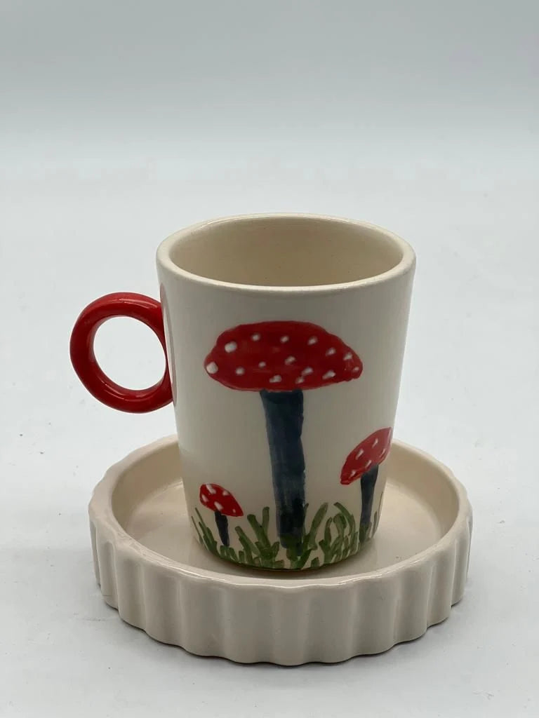 Hand Paıntıng Cup With Mushroom Decor